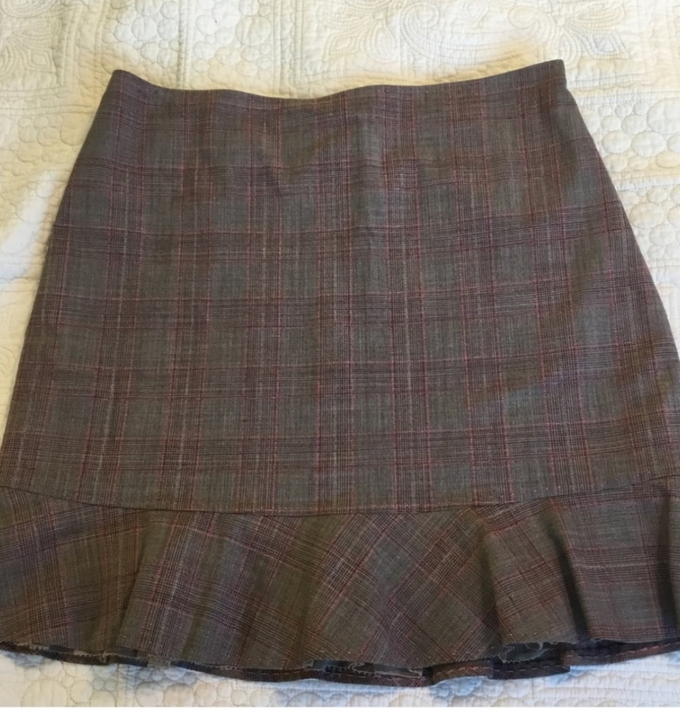 Elie Tahari skirt —-I have matching jacket